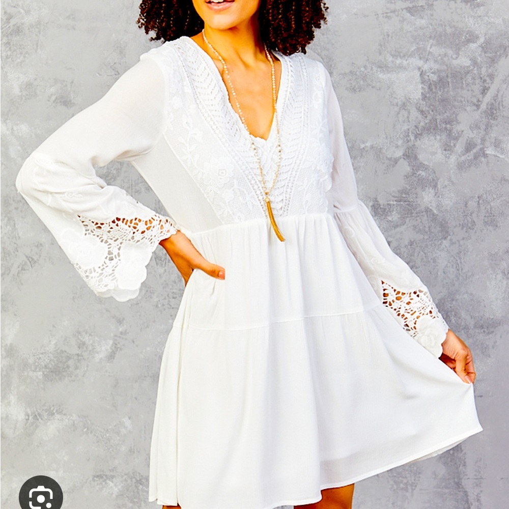 White long sleeve lace detail dress